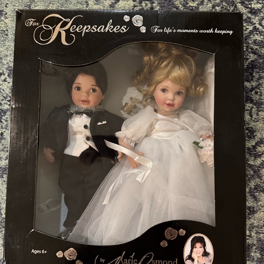Marie Osmond Rare Keepsakes Porcelain Wedding Doll Set 9" Tall 2007